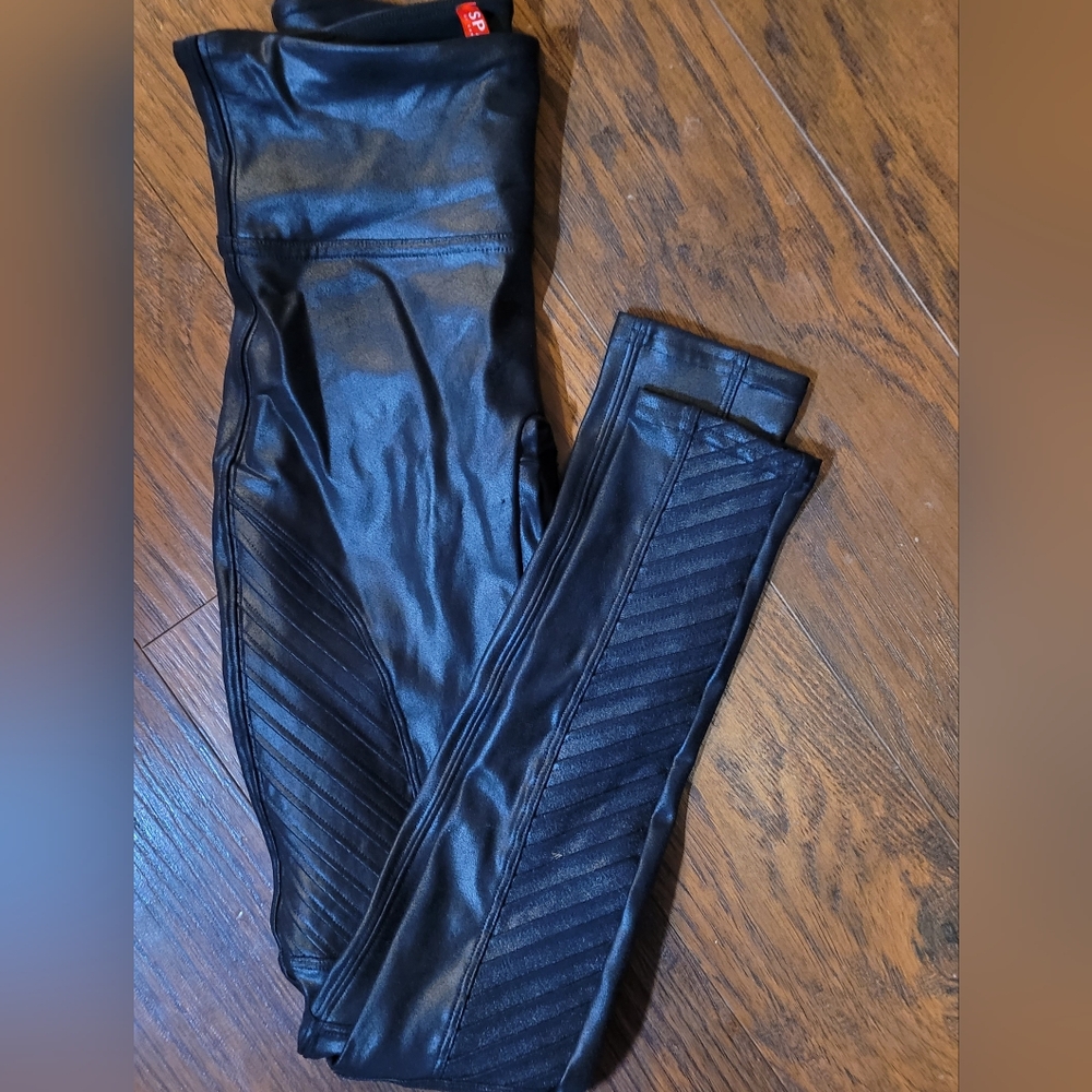 SPANX Faux Leather Moto Leggings Black High Rise Skinny Pants XS NWOT - Picture 5 of 10
